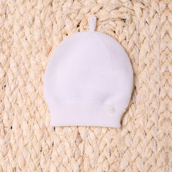 Bonnet tricoté blanc pour bébé en coton biologiq