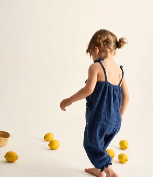 salopette bébé en coton biologique certifié BCI et oeko-tex